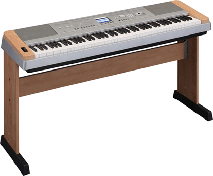 Pianoforte DGX-640 Yamaha DGX640 Pianoforte 88 tasti pesati con stand finitura Cherry